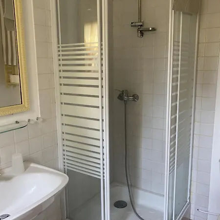 Maison Des Petites Bruyeres 6 Ferienhaus *